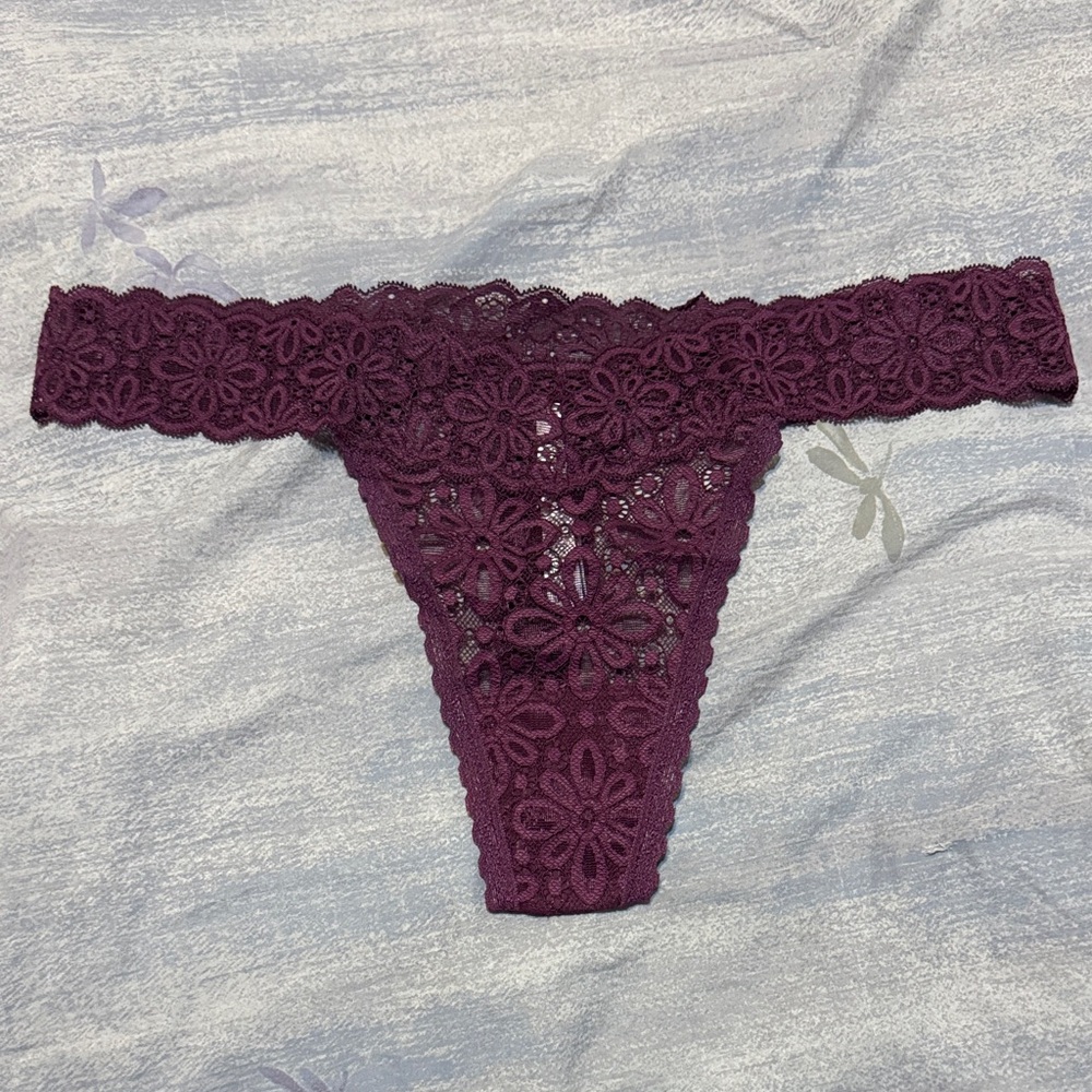Purple Lace Victoria’s Secret Thong. Large. NWOT.